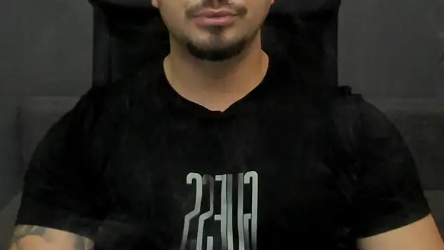 TonyWilcox live sex cam