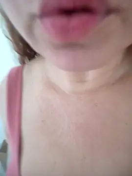 SOLTEIRASIGILO live sex cam
