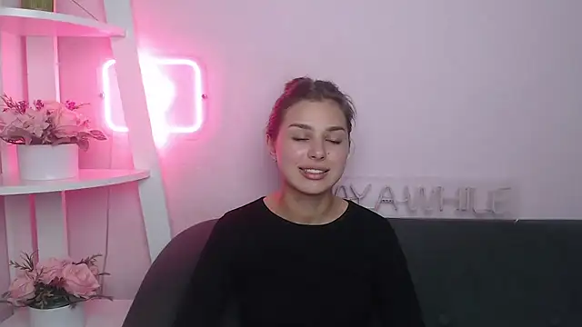 MilanaAngelAs live sex cam