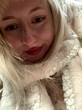 RonnieKiss live sex cam