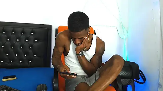 Damian_hart_24CM live sex cam