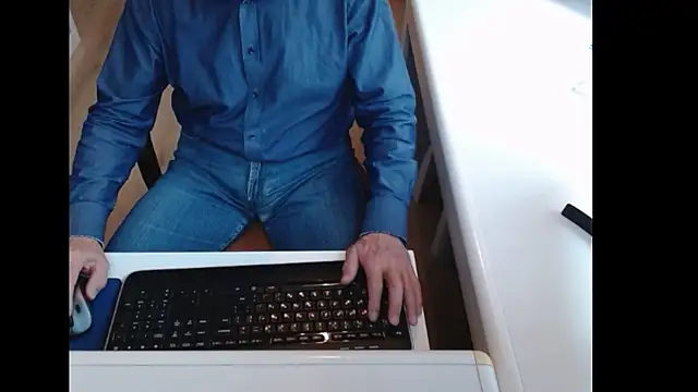 dutchpornking live sex cam