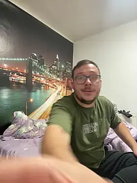 ionut9879 live sex cam