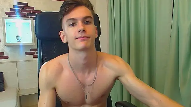 BradyFlint live sex cam