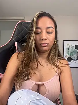 DianaHopson live sex cam