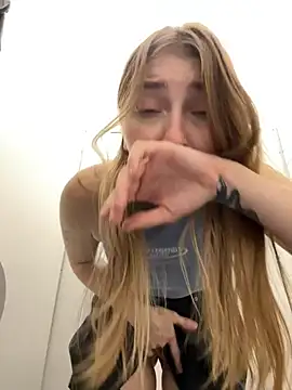 Sunny___Bunny live sex cam