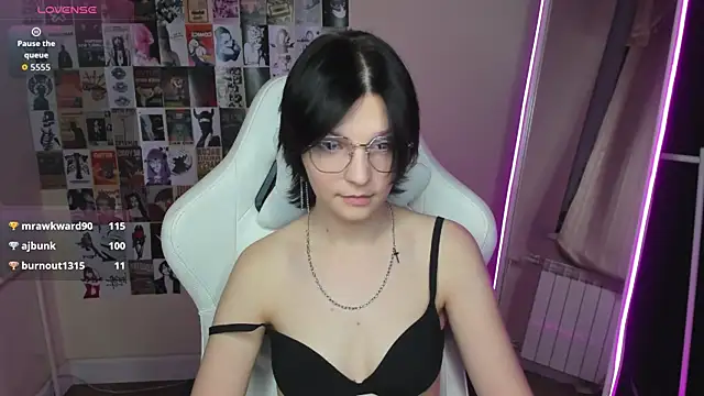 AudreyyKim live sex cam