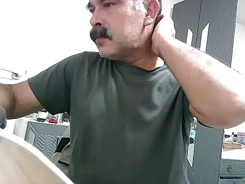 meroglu45 live sex cam