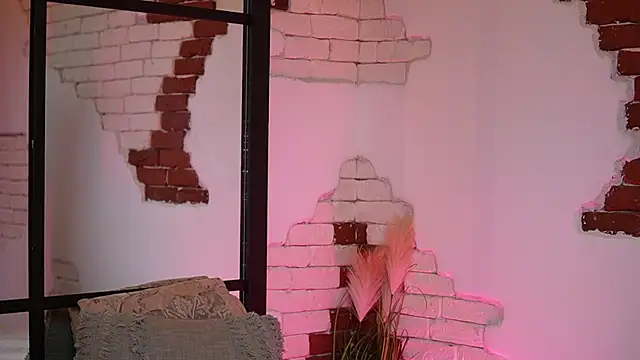 AngelinaCapri live sex cam