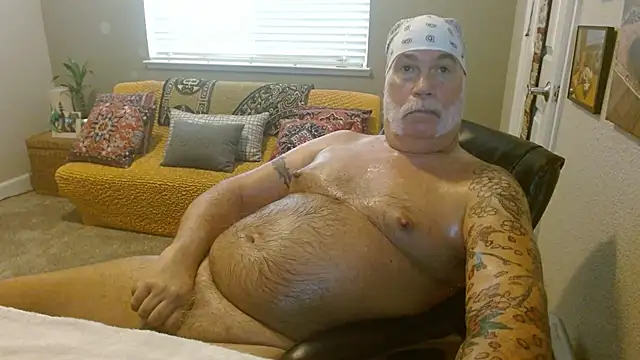 musclebearnips live sex cam