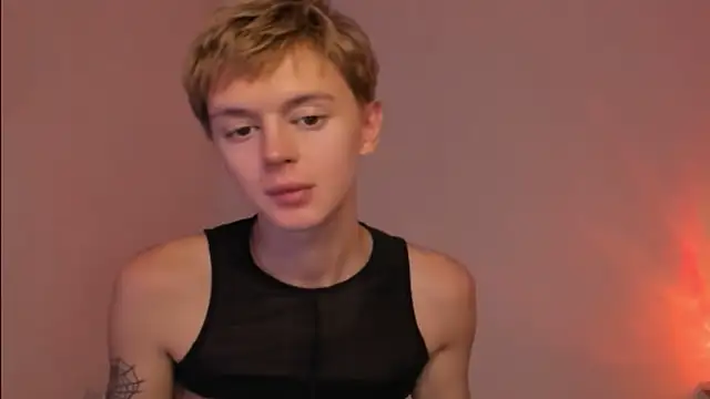 angleAndy live sex cam