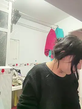 Kitty_yukimura live sex cam