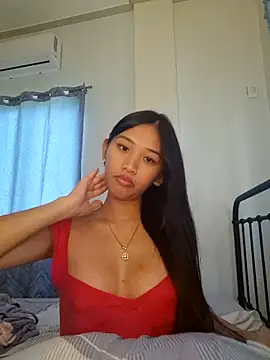 Bunny72772 live sex cam