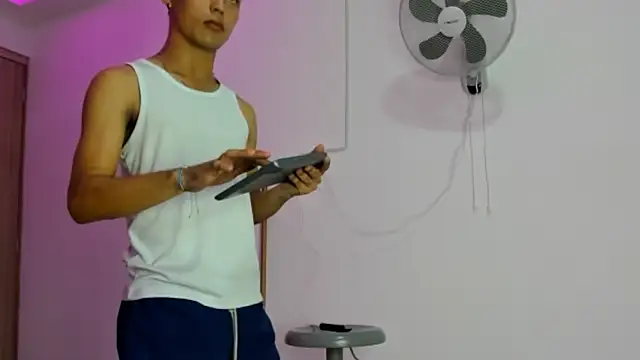 EMPIRE_BOYS1 live sex cam