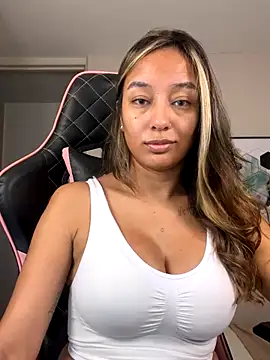 DianaHopson live sex cam