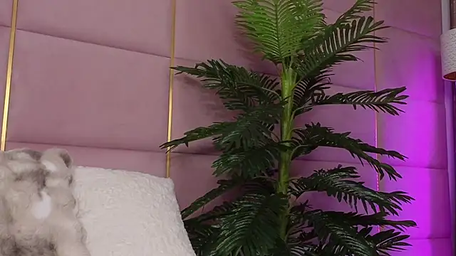 Elliblue live sex cam