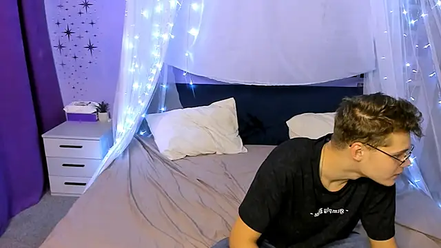 lucas_long_ live sex cam