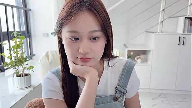 Cassie-20 live sex cam
