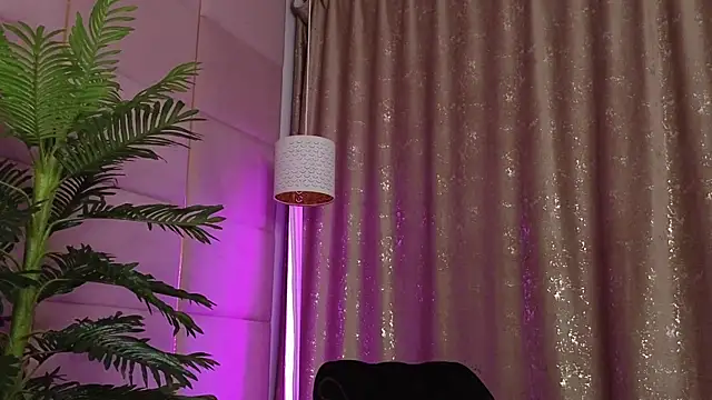 Elliblue live sex cam