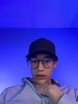Eliot_Haworth live sex cam
