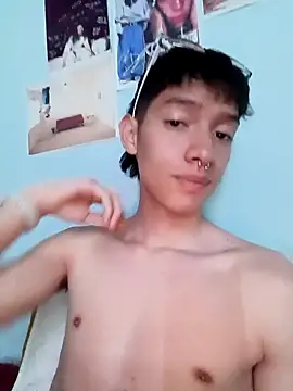 heyy_noah11 live sex cam