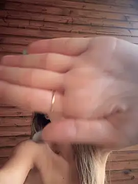 SoniaDeviis live sex cam