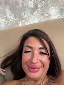 RuslanaXX live sex cam