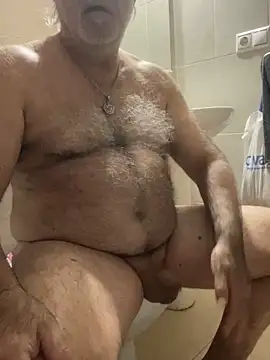 EroticVenetian live sex cam