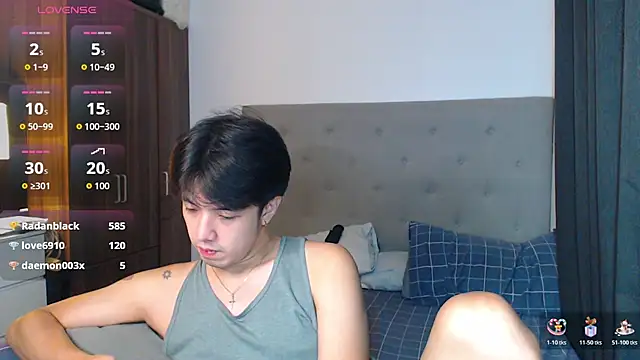 Addictiveboi live sex cam