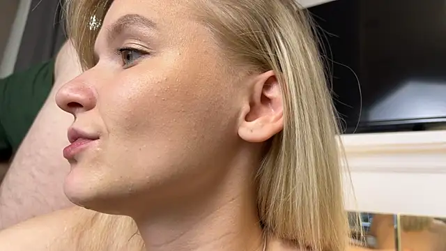 Adelovenick live sex cam