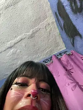 kiittyselenita live sex cam