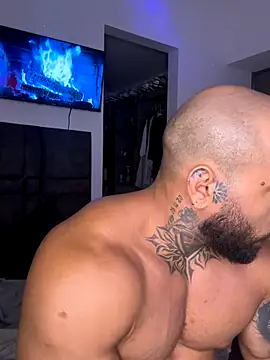 Andrew_Johnnson live sex cam