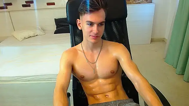 BradyFlint live sex cam