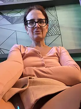 NataKitten live sex cam