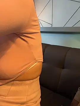 NataKitten live sex cam