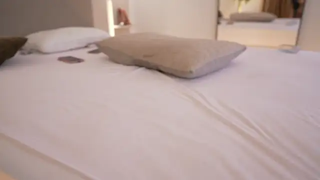 DoviaClaire live sex cam