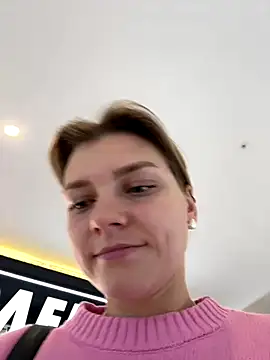 ValenciaShock live sex cam