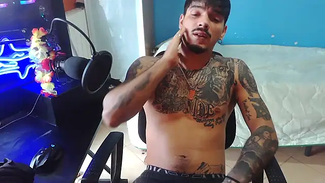 Badboyi1997 live sex cam
