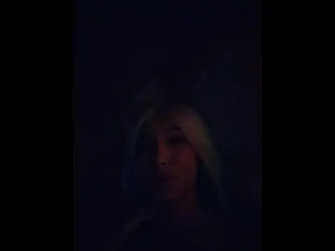 Ella_rr live sex cam