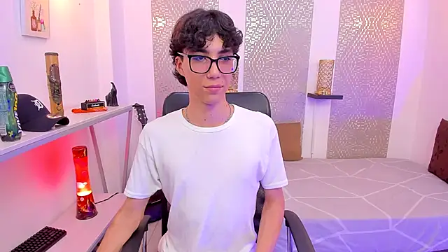 Nikolay_Gregori live sex cam