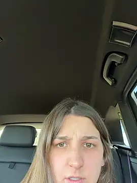 DoriDeluxe66 live sex cam