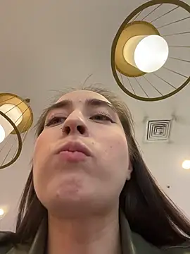 Holly_Play live sex cam