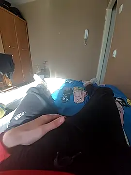 MlodyDres live sex cam