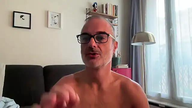 Milkywaymen live sex cam