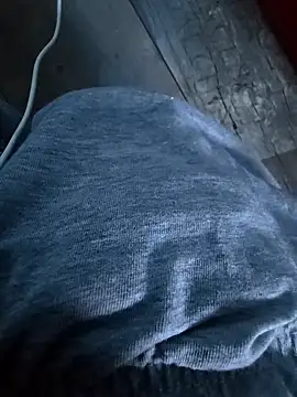 hungarian_dick live sex cam