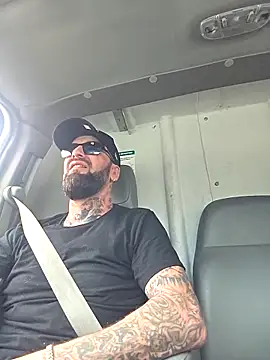 Beardedtattood live sex cam
