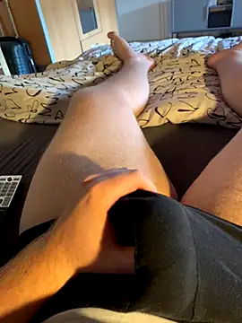 YoungDick004 live sex cam