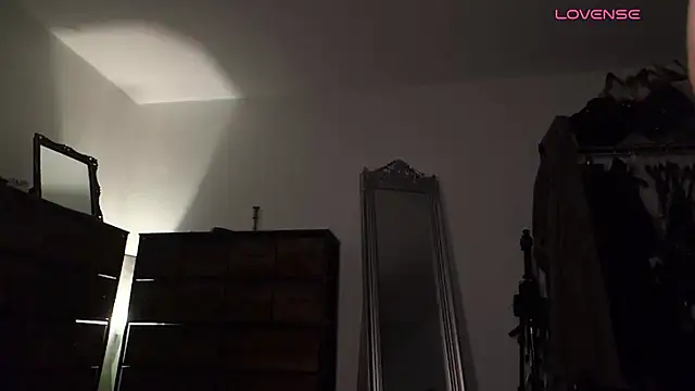 VictoriaBlackwood live sex cam