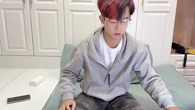 STxuguanhan live sex cam