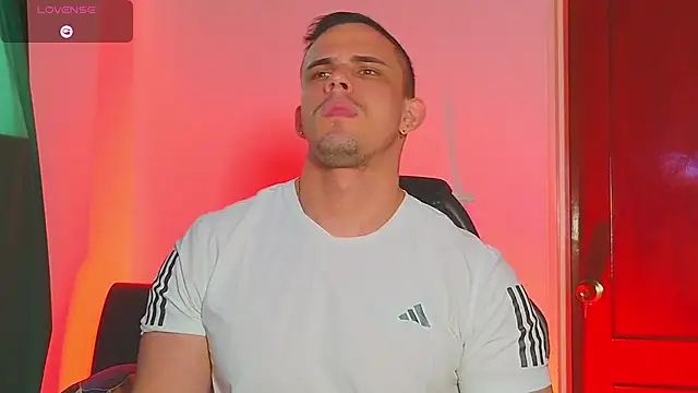 Regansmiths live sex cam